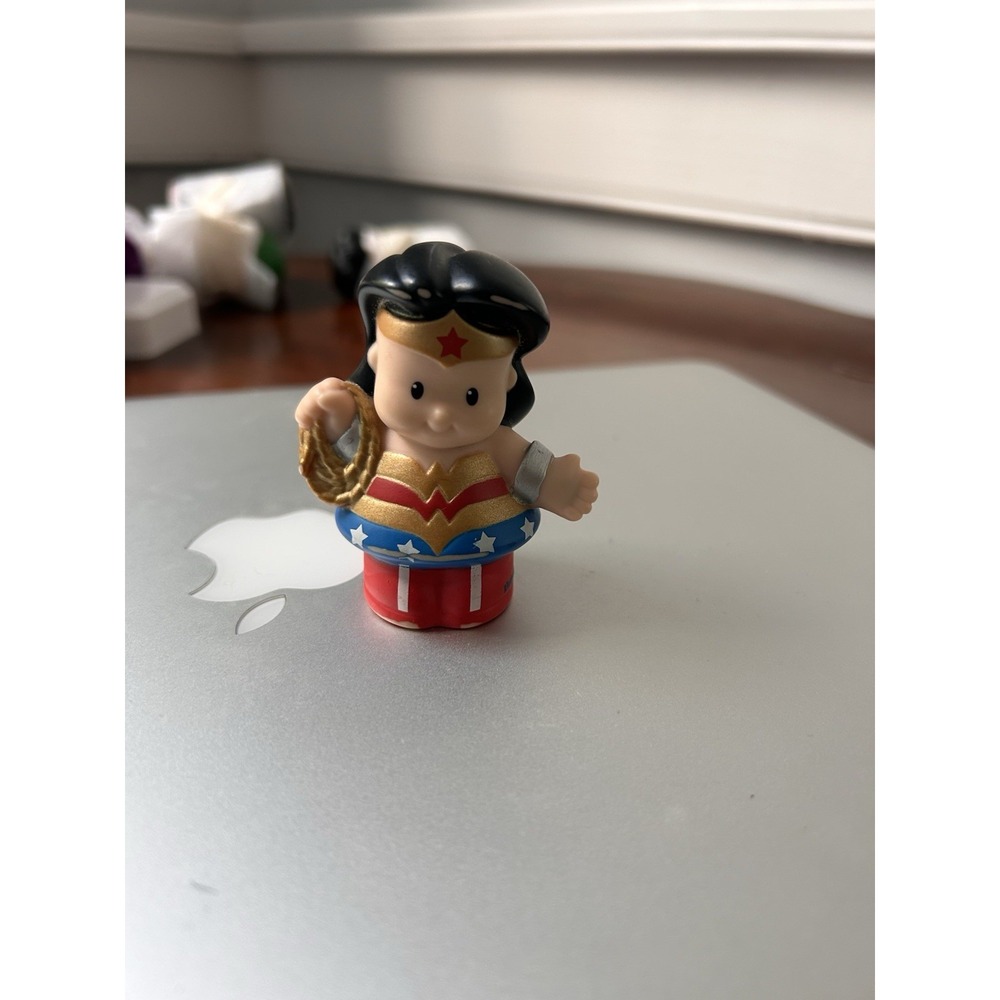 Fisher Price Little People DC Super Friends - Wonder Woman 2011